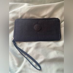 Kipling Black Tonal Alia Wristlet Wallet